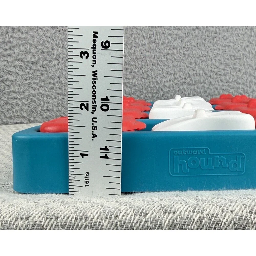 Outward Hound Dog Treat Dispenser Puzzle Toy Nina Ottosson BPA Free Easy Clean